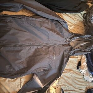 Columbia Gray Raincoat with Hood and Water-Resistant Material